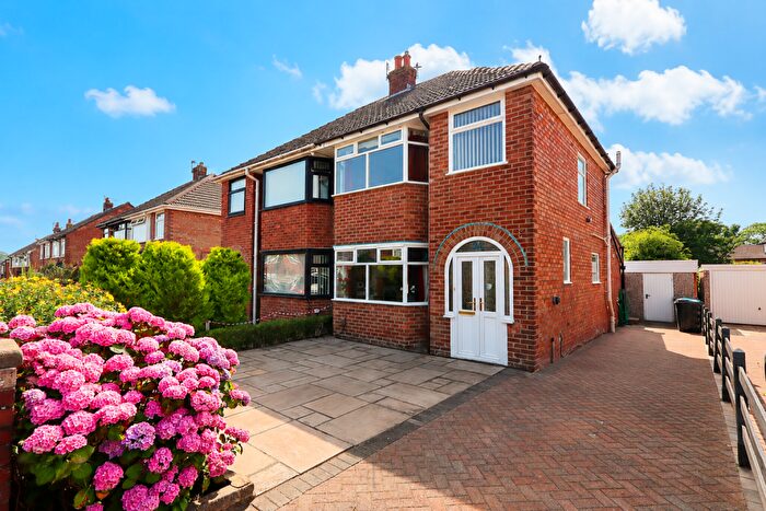 3 Bedroom Semi-Detached House For Sale In South View, Kirkham, Preston, PR4