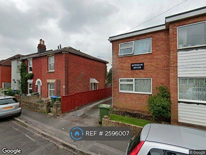 2 Bedroom Flat To Rent In Wolseley Road, Southampton, SO15