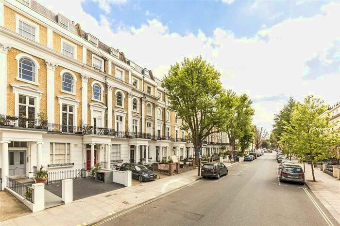 2 Bedroom Flat To Rent In Inverness Terrace, London, W2