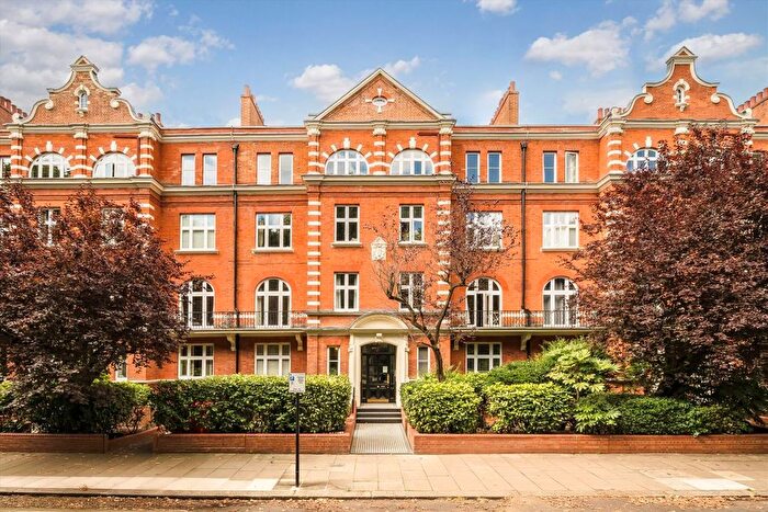 3 Bedroom Flat To Rent In Randolph Avenue, Maida Vale, W9