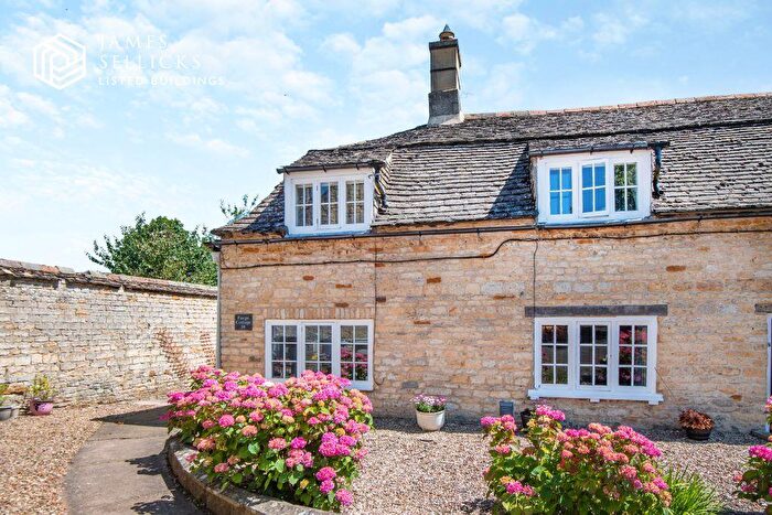 3 Bedroom Cottage For Sale In Main Street, Market Overton, Rutland, LE15