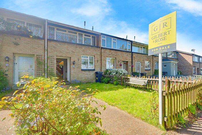 3 Bedroom Terraced House For Sale In Rise Park, Basildon, SS15
