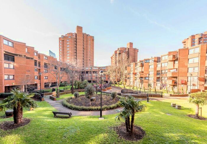 3 Bedroom Flat To Rent In Berenger Walk, Chelsea, London, SW10