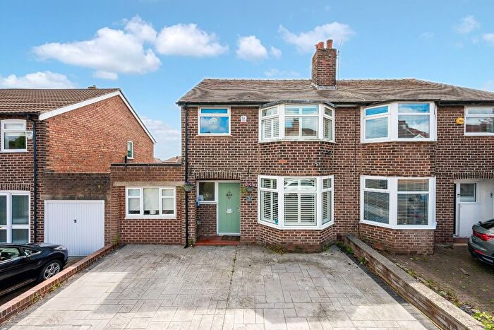 3 Bedroom Semi-Detached House For Sale In Knowsley Drive, Leigh, Lancashire, WN7