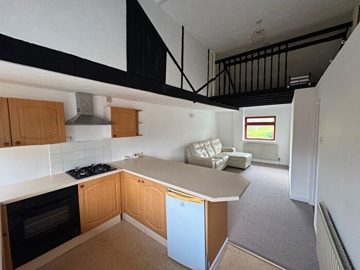 Studio To Rent In Cutteridge Lane, Exeter, Devon, EX4