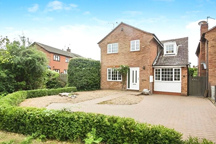 5 Bedroom Detached House To Rent In Eagle Close, Nuneaton, Warwickshire, CV11