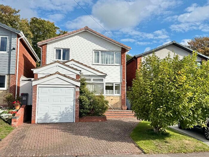 3 Bedroom Detached House For Sale In Sambourn Close, Solihull, B91