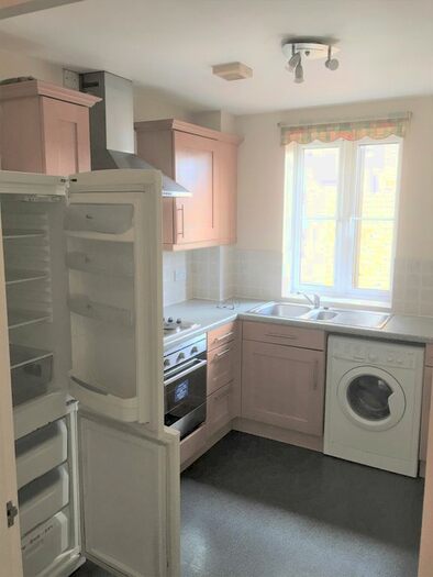 2 Bedroom Flat To Rent In Wickham Crescent, Braintree, CM7