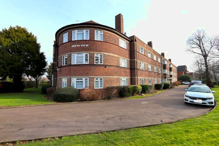 2 Bedroom Flat To Rent In Avenue Road, London, N14