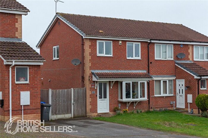 3 Bedroom Semi Detached House For Sale In Malham Gardens, Halfway, Sheffield, S20