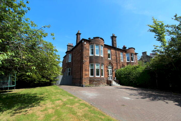 4 Bedroom Semi-Detached Villa To Rent In Merrylee Road, Newlands, Glasgow., G43