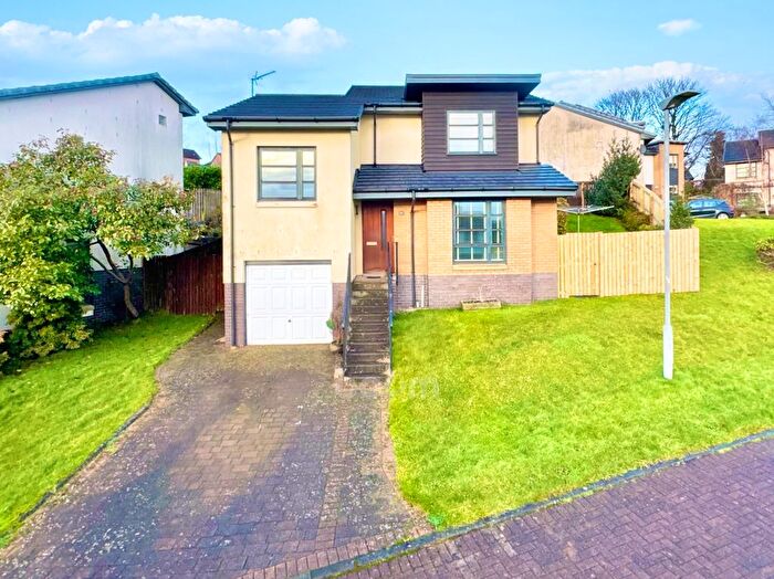 3 Bedroom Detached House For Sale In Braehead, Lochwinnoch, PA12