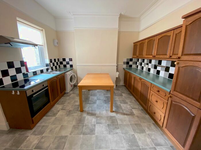 1 Bedroom Flat To Rent In Chatsworth Road, Morecambe, LA4