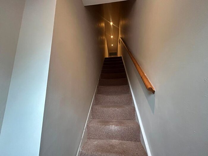 2 Bedroom Flat To Rent In Leigh Road, Worsley, M28