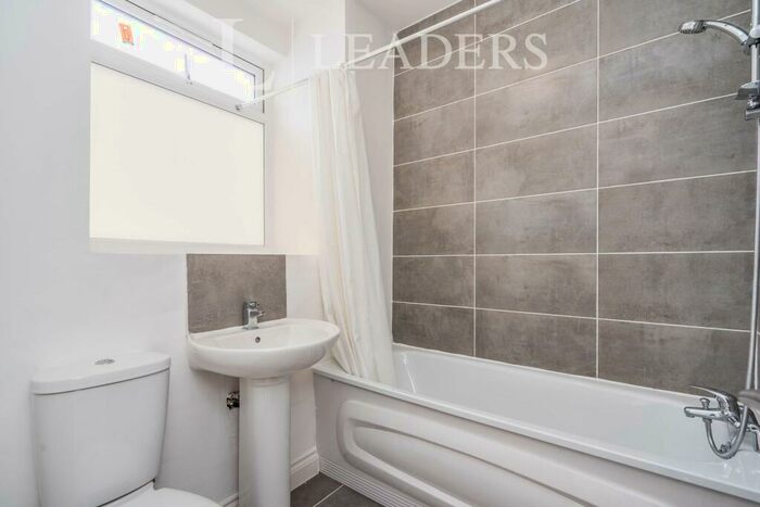 Apartment To Rent In Above Bar Street, Southampton, SO14