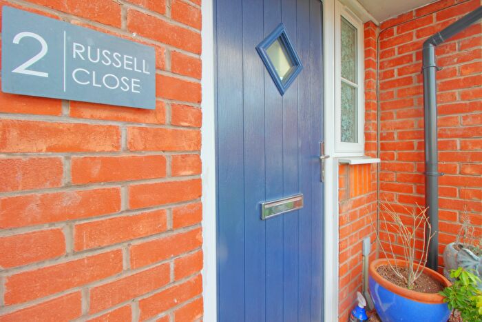 4 Bedroom Detached House For Sale In Russell Close, Uttoxeter, ST14