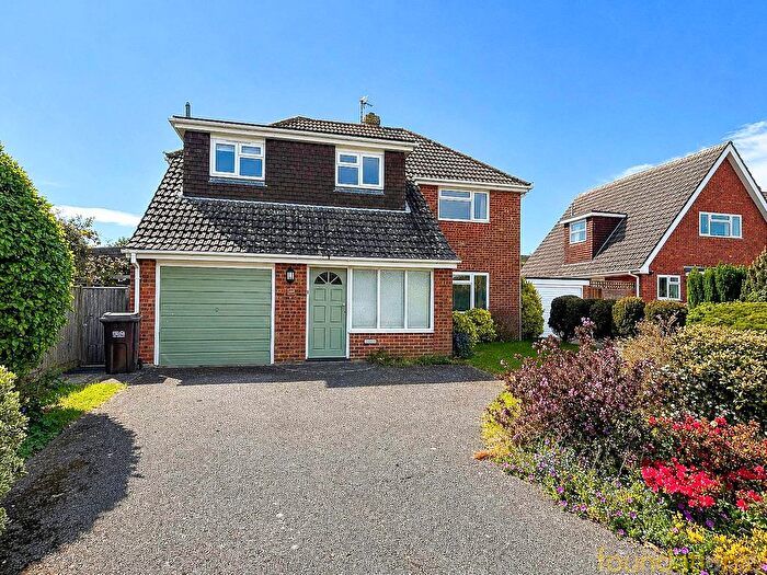 3 Bedroom Detached House For Sale In Eastergate, Bexhill, TN39
