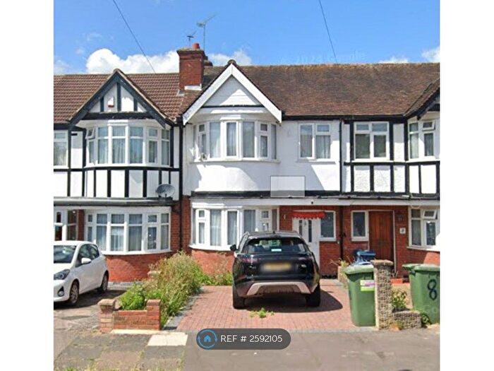 3 Bedroom Terraced House To Rent In Malvern Avenue, Harrow, HA2