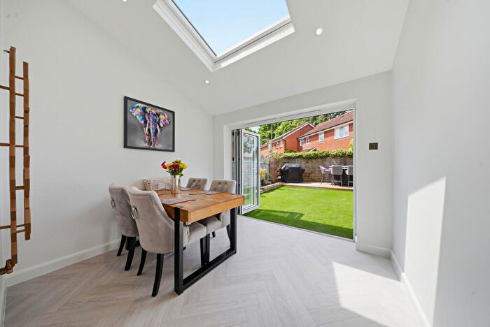 2 Bedroom End Of Terrace House For Sale In Nursery Close, Capel., RH5