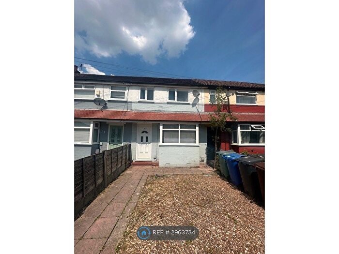 2 Bedroom Terraced House To Rent In Noreen Avenue, Manchester, M25