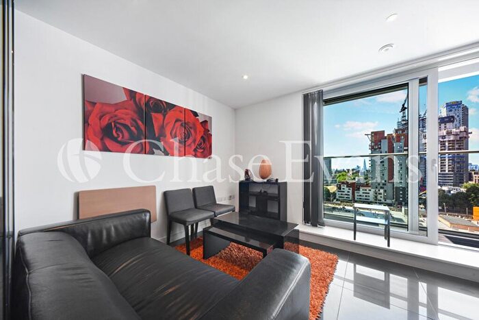 Flat To Rent In Pan Peninsula Square, Canary Wharf, London, E14