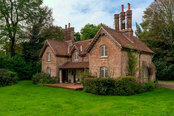 4 Bedroom Detached House For Sale In Ashby, Lowestoft, NR32