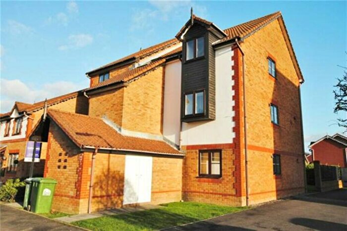 1 Bedroom Flat To Rent In Hulton Close, Woolston, SO19