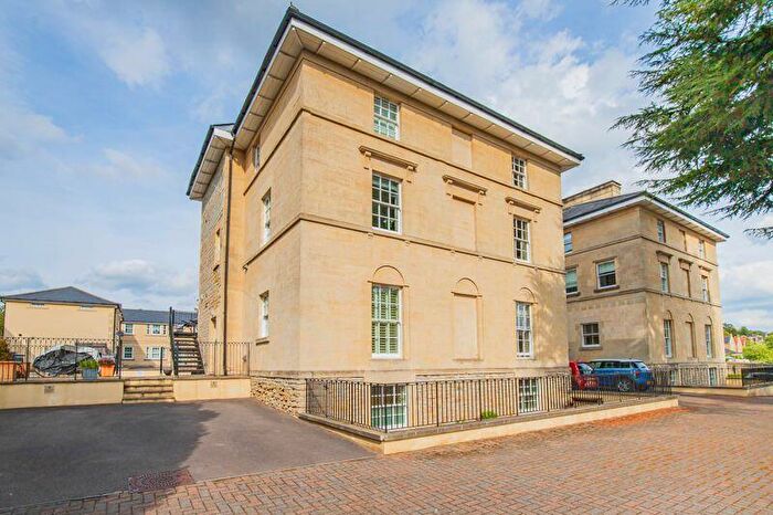 2 Bedroom Maisonette To Rent In Horstmann Villas, Newbridge, Bath, BA1
