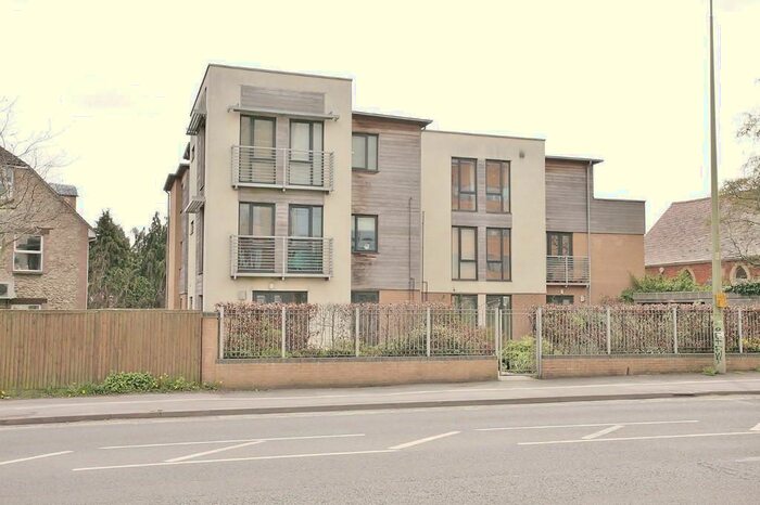 2 Bedroom Apartment To Rent In West Way, Botley, Oxford, OX2