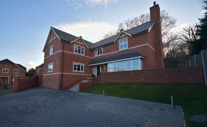 5 Bedroom Detached House To Rent In Wychwood Close, Wrexham, LL12