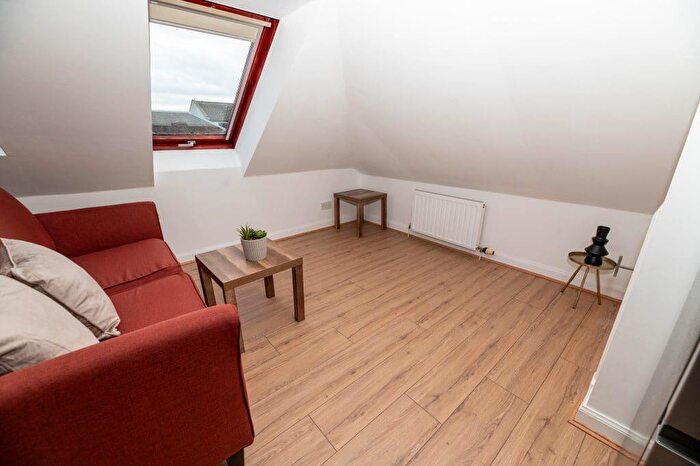 Studio To Rent In L – Smiths Place, Edinburgh, EH6
