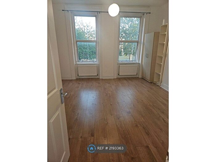 1 Bedroom Flat To Rent In East India Dock Road, London, E14