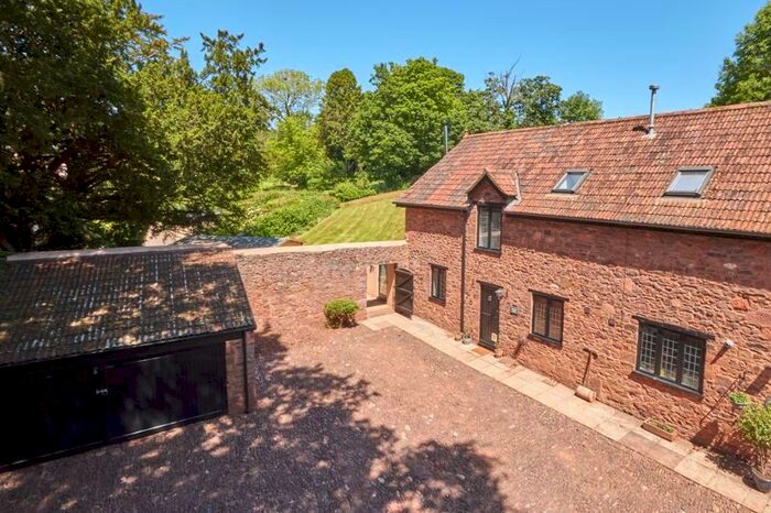 4 Bedroom Semi-Detached House For Sale In Prispen Drive, Silverton, Exeter, EX5