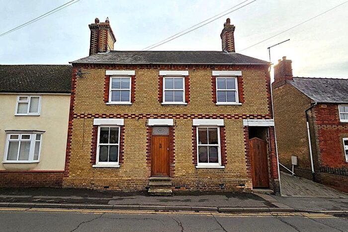 4 Bedroom End Terrace House For Sale In Mill Street, Gamlingay, SG19