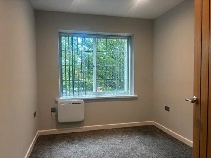 1 Bedroom Flat To Rent In Stenners Court, The Avenue, TA24