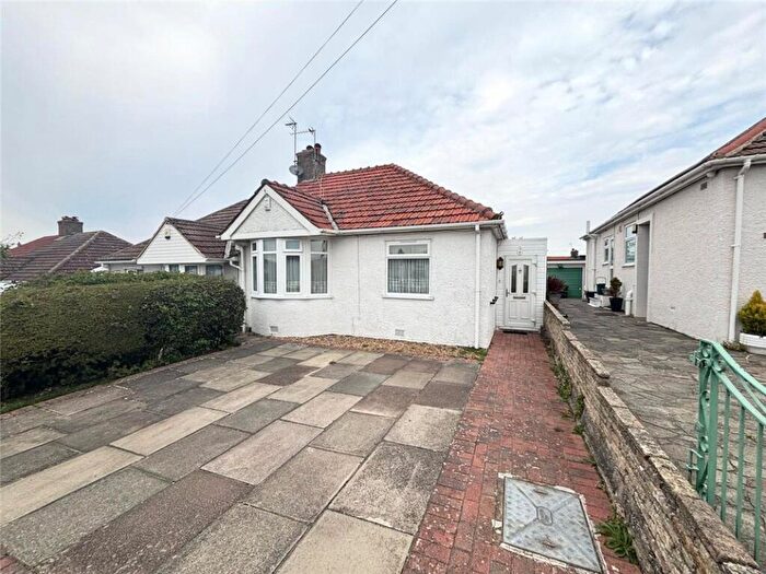 2 Bedroom Bungalow For Sale In Somerden Road, Orpington, Kent, BR5
