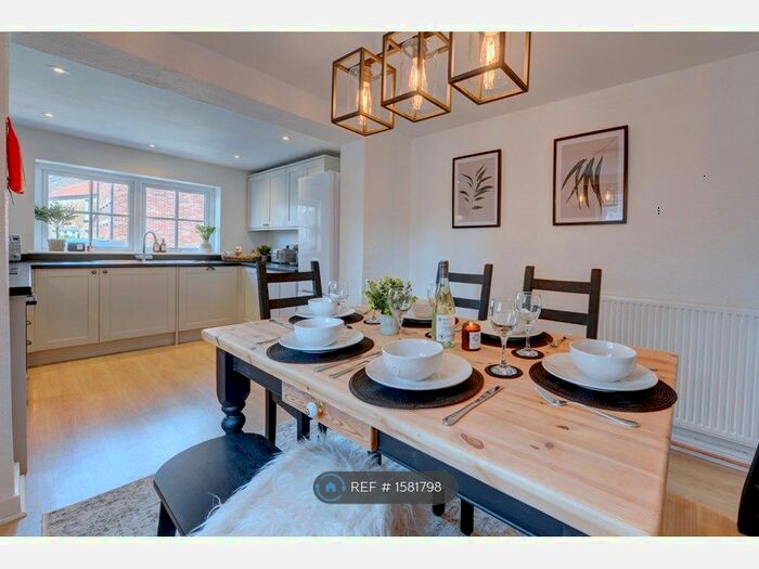 3 Bedroom Semi-Detached House To Rent In Duck Hill, Ripon, HG4