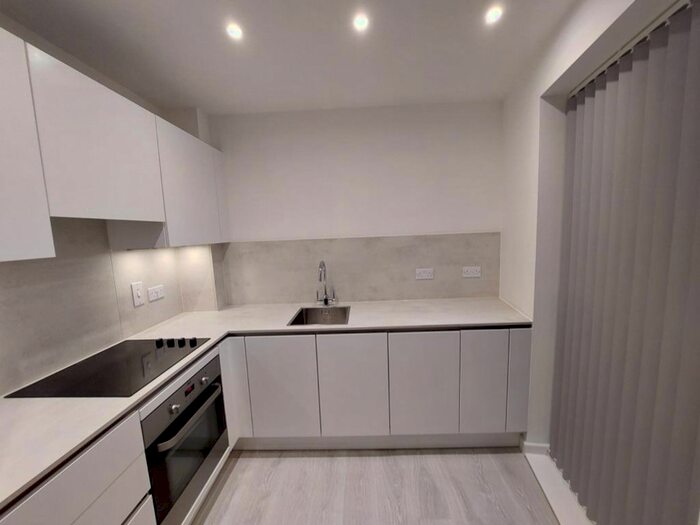 1 Bedroom Studio To Rent In Garraway Apartments, Acton, W3