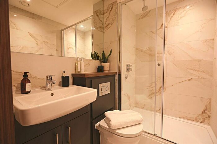 Studio To Rent In Live Oasis Merrion Street Gardens, Wade Lane, Leeds, LS2