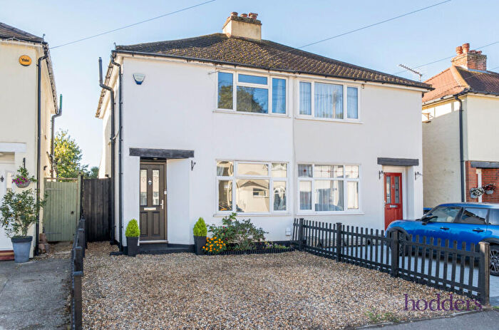 3 Bedroom Semi-Detached House For Sale In Addlestone, Surrey, KT15