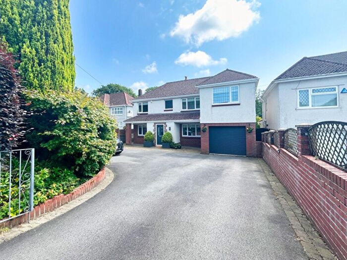 4 Bedroom Detached House For Sale In Gilfach Road, Neath, SA10