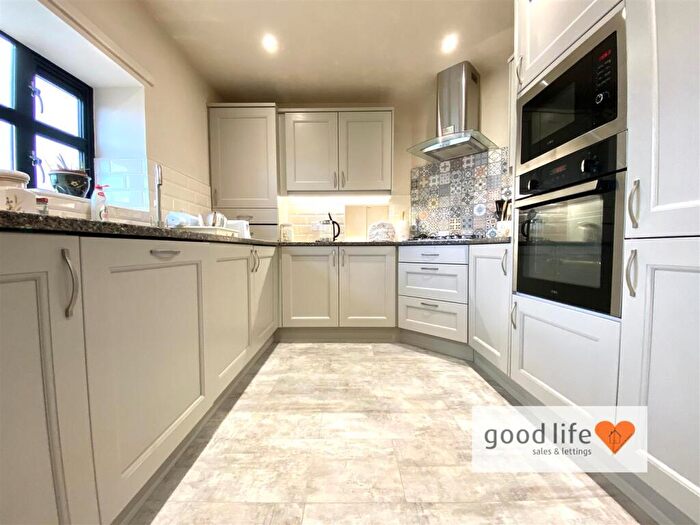 2 Bedroom Flat For Sale In Wheatsheaf Court, Roker, Sunderland, SR6