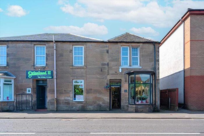 2 Bedroom Apartment To Rent In The Flat, Croftfoot House, Main Street, Falkirk, FK2