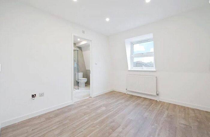 1 Bedroom Flat To Rent In Fortune Green Road, Finchley Road, London, NW6