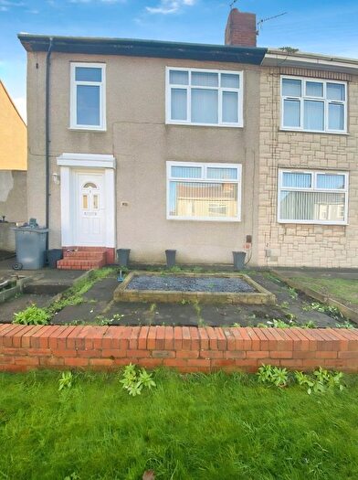 3 Bedroom Semi Detached House To Rent In Walworth Ave, South Shields, NE34