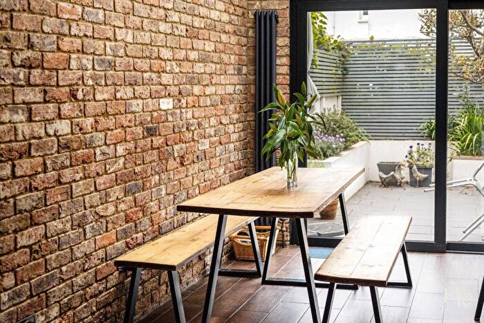 5 Bedroom Terraced House For Sale In Westbourne Street, Hove, BN3