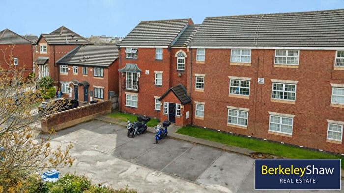 2 Bedroom Apartment To Rent In Francine Close, Liverpool, L3
