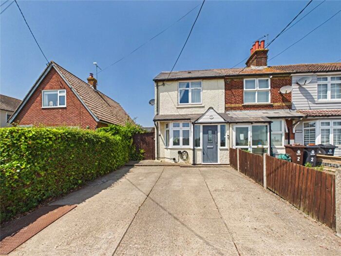 4 Bedroom End Of Terrace House For Sale In Oakley Road, Harwich, Essex, CO12