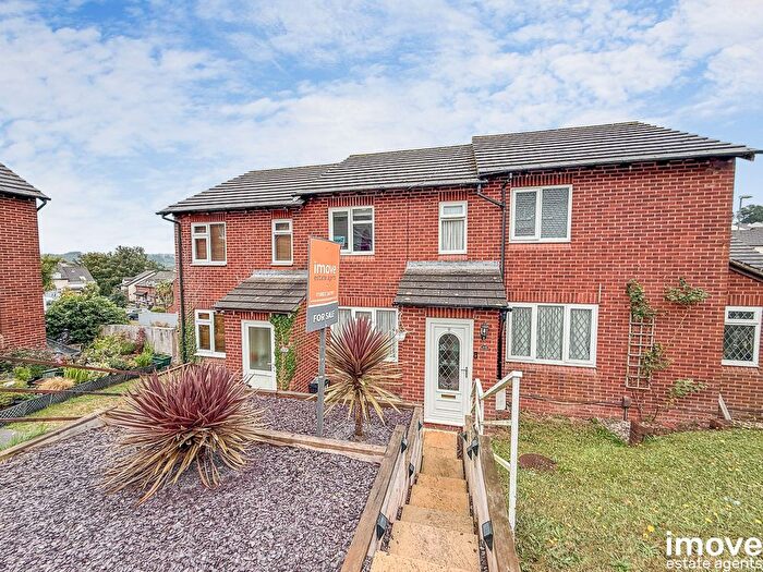 2 Bedroom Terraced House For Sale In Falmouth Close, Torquay, TQ2