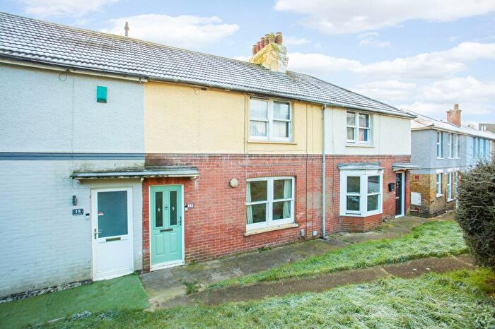 3 Bedroom Terraced House For Sale In Hamilton Road, Dover, CT17